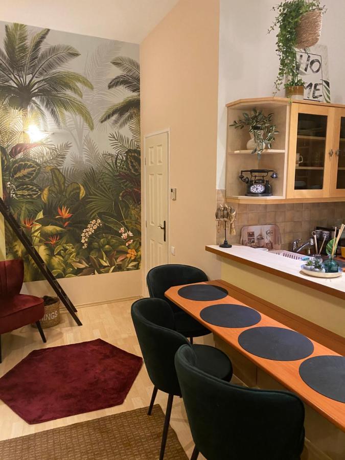 Jungle Story Apartment By Millenaris Park With Free Parking Budapest Eksteriør bilde